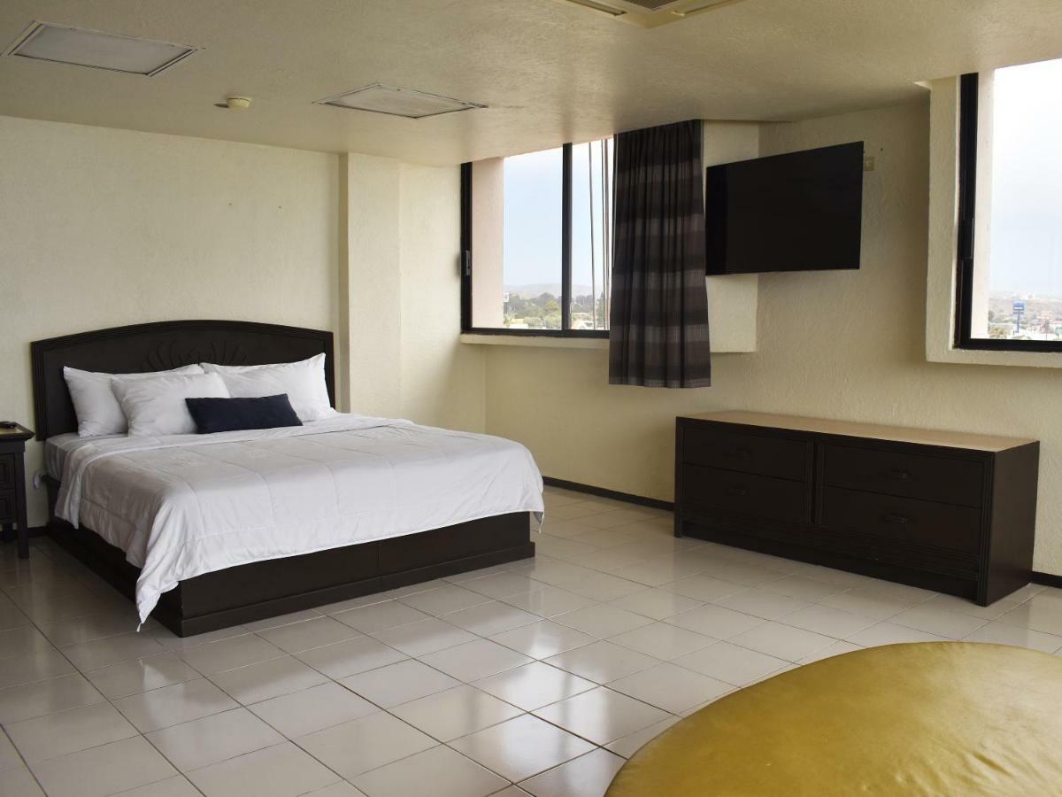 Hotel Corona Plaza Rosarito Habitación foto
